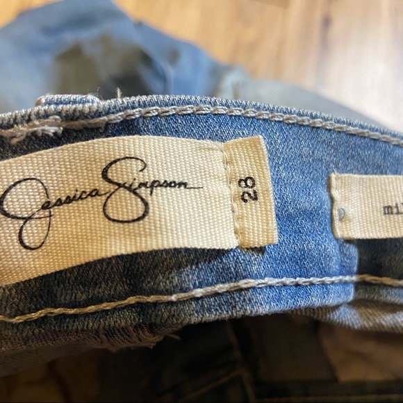 Jessica Simpson Mika Best Friend Cropped Jean 28 - Picture 6 of 9